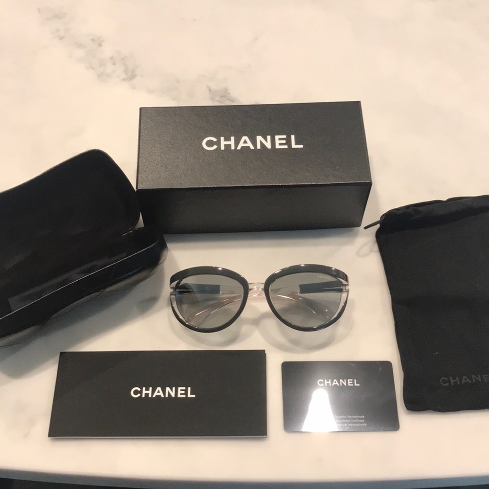 AUTHENTIC CHANEL Grey/clear/mirrored sunglasses